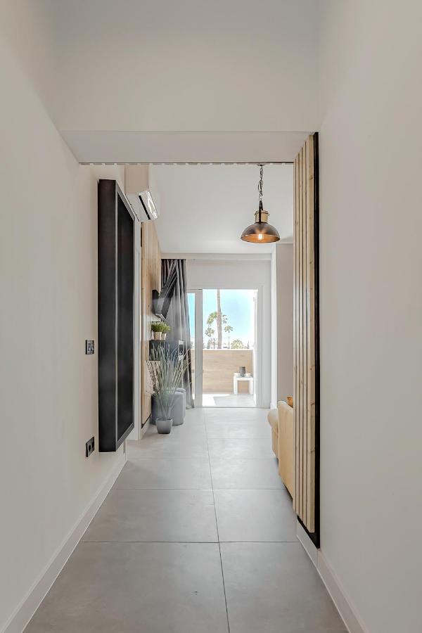 Apart Luxury Apartment In Island Village. Адехе Экстерьер фото
